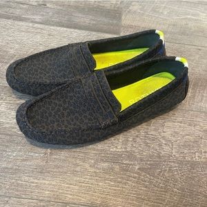 Rothy’s driving loafer in chocolate dot